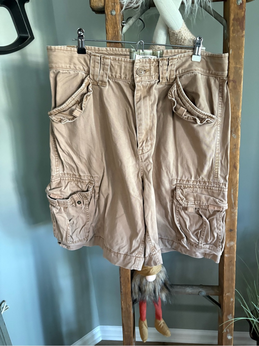 Men's Cargo Shorts — Tan size 36